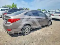 2013 Hyundai Accent photo