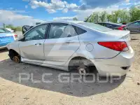 2013 Hyundai Accent photo