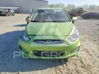 2013 Hyundai Accent photo