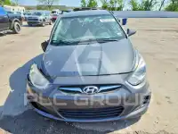 2013 Hyundai Accent photo