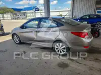2013 Hyundai Accent photo
