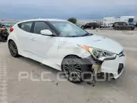 2013 Hyundai Veloster photo