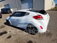 2013 Hyundai Veloster photo