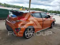 2013 Hyundai Veloster photo
