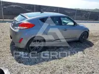 2013 Hyundai Veloster photo