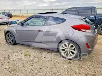 2013 Hyundai Veloster фото