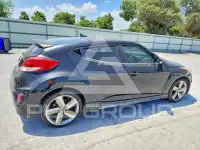 2013 Hyundai Veloster фото