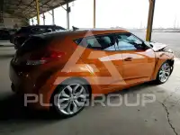 2013 Hyundai Veloster фото
