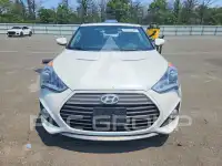 2013 Hyundai Veloster photo
