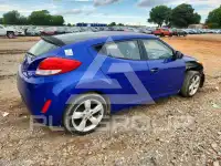 2013 Hyundai Veloster photo