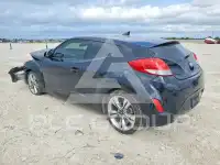2013 Hyundai Veloster photo