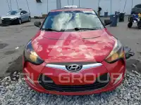 2013 Hyundai Veloster photo
