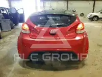 2013 Hyundai Veloster photo