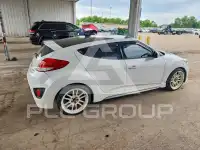 2013 Hyundai Veloster photo
