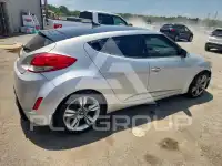 2013 Hyundai Veloster фото