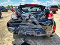 2013 Hyundai Veloster photo