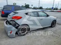 2013 Hyundai Veloster photo