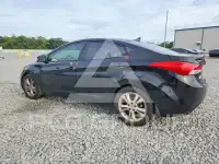 2013 Hyundai Elantra photo