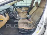 2013 Hyundai Elantra photo