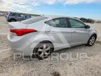 2013 Hyundai Elantra фото