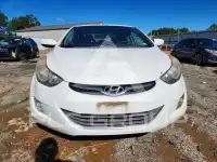 2013 Hyundai Elantra photo