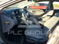 2013 Hyundai Elantra фото