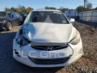2013 Hyundai Elantra фото