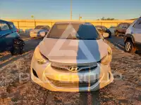 2013 Hyundai Elantra photo
