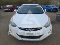 2013 Hyundai Elantra photo