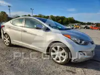 2013 Hyundai Elantra photo