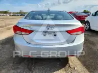 2013 Hyundai Elantra photo