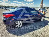 2013 Hyundai Elantra photo