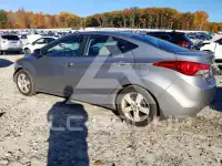 2013 Hyundai Elantra фото