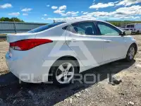 2013 Hyundai Elantra photo