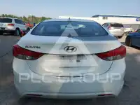 2013 Hyundai Elantra фото