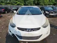 2013 Hyundai Elantra photo