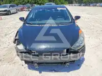 2013 Hyundai Elantra photo