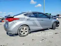 2013 Hyundai Elantra фото