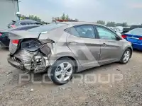 2013 Hyundai Elantra photo