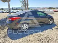 2013 Hyundai Elantra photo