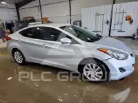 2013 Hyundai Elantra photo
