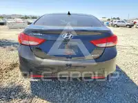 2013 Hyundai Elantra photo