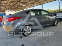 2013 Hyundai Elantra photo