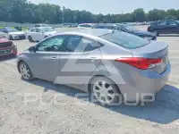 2013 Hyundai Elantra photo