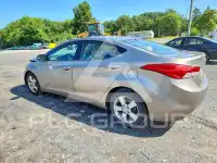 2013 Hyundai Elantra фото