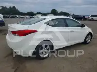 2013 Hyundai Elantra photo