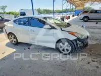 2013 Hyundai Elantra photo