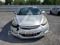 2013 Hyundai Elantra фото