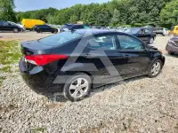 2013 Hyundai Elantra photo