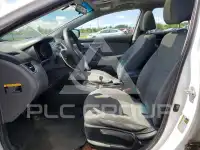 2013 Hyundai Elantra photo